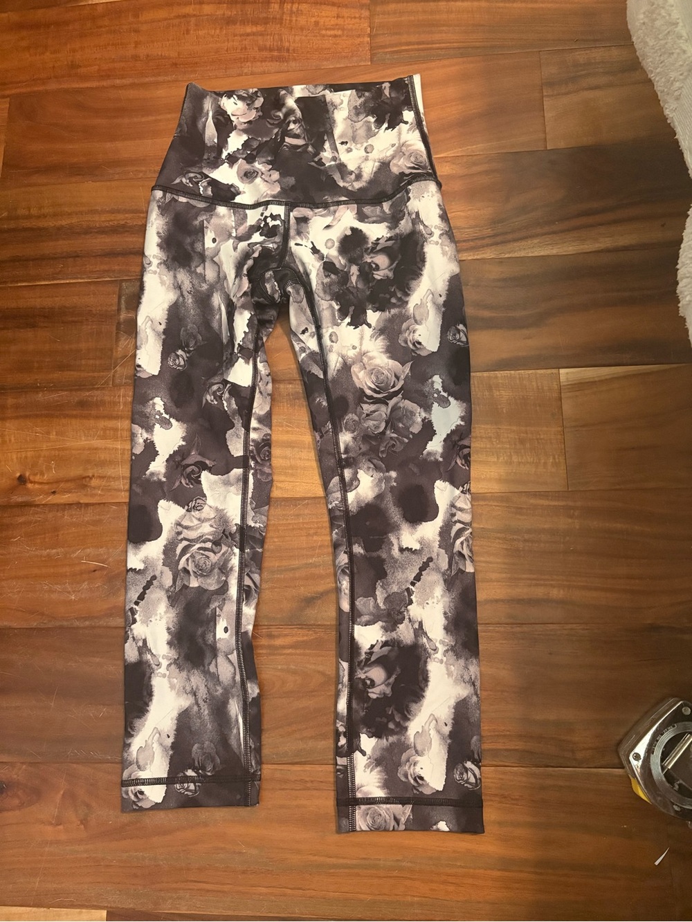 lululemon Wunder Under High Rise Floral Leggings Size 4 (749)